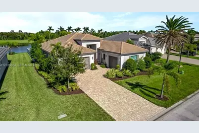 10729 SW Matisse Ln, Port Saint Lucie, FL 34987 - Photo 2
