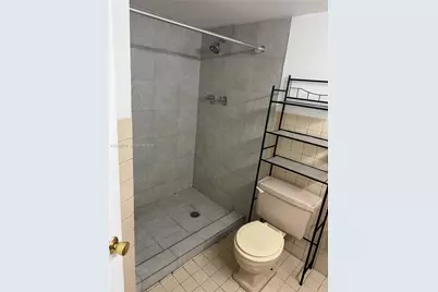 1710 NE 191st St #411-3, Miami, FL 33179 - Photo 10