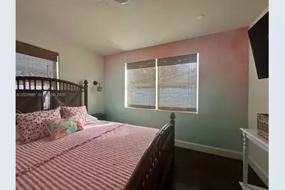 2510 NE 9th Ave, Pompano Beach, FL 33064 - Photo 8