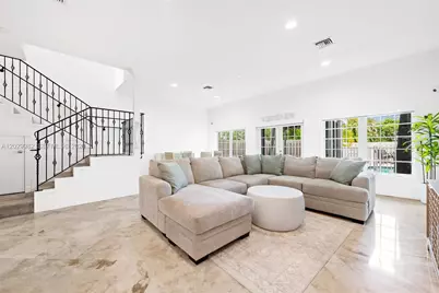 4517 NE 21st Ave #5, Fort Lauderdale, FL 33308 - Photo 1