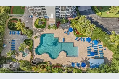 3500 Mystic Pointe Dr #604, Aventura, FL 33180 - Photo 8