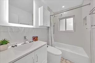 813 NE 17th St, Fort Lauderdale, FL 33305 - Photo 60