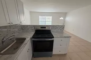 1226 NE 112th St, Miami, FL 33161 - Photo 8
