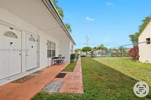 1226 NE 112th St, Miami, FL 33161 - Photo 4