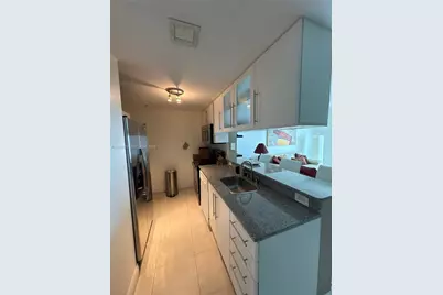275 NE 18th #1709, Miami, FL 33132 - Photo 16