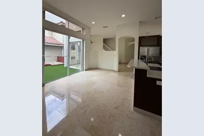 1125 Satinleaf St, Hollywood, FL 33019 - Photo 8
