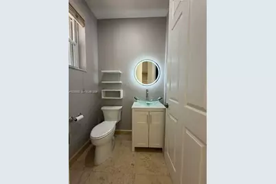 1125 Satinleaf St, Hollywood, FL 33019 - Photo 4