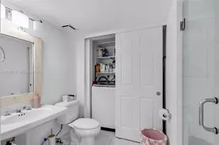 3500 Mystic Pointe Dr, Aventura, FL 33180 - Photo 16