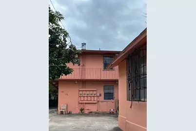 934 SW 3rd St, Miami, FL 33130 - Photo 4