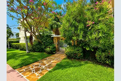 2137 Calais Dr #5, Miami Beach, FL 33141 - Photo 1