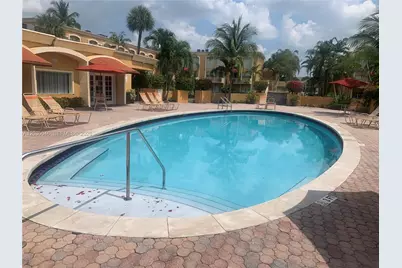 18051 NW 68th Ave #K104, Hialeah, FL 33015 - Photo 16