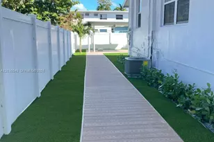 331 SW 11th Ave, Miami, FL 33130 - Photo 8