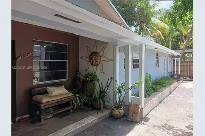 2635 SW 34th Ct, Miami, FL 33133 - Photo 6