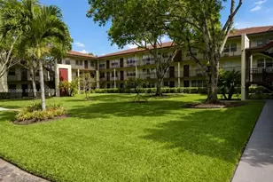 13500 SW 1st St, Pembroke Pines, FL 33027 - Photo 22