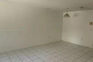 136 Hidden Ct Rd, Hollywood, FL 33023 - Photo 8