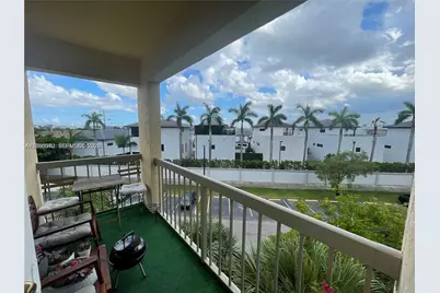 8100 Geneva Ct #446, Doral, FL 33166 - Photo 10