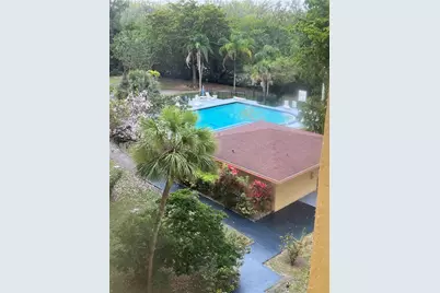 17890 W Dixie Hwy 502 Hwy #502, North Miami Beach, FL 33160 - Photo 20