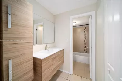 16740 NE 9th Ave #609, North Miami Beach, FL 33162 - Photo 8