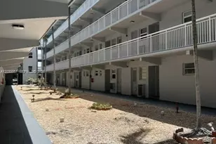 215 SE 3rd Ave, Hallandale Beach, FL 33009 - Photo 28
