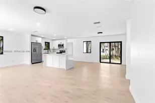14171 SW 37th Ct, Davie, FL 33330 - Photo 8