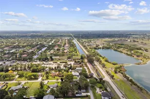 14171 SW 37th Ct, Davie, FL 33330 - Photo 36