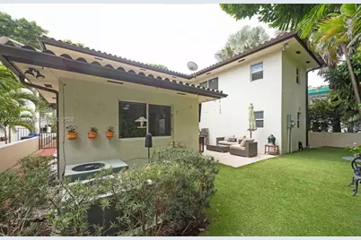 423 Alhambra Cir, Coral Gables, FL 33134 - Photo 36