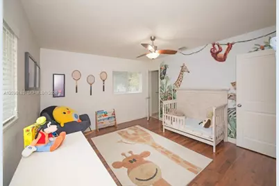 423 Alhambra Cir, Coral Gables, FL 33134 - Photo 22