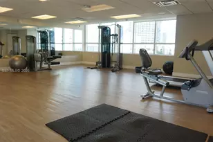 321 NE 26th St, Miami, FL 33137 - Photo 38