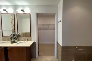 111 N 12th St, Tampa, FL 33602 - Photo 16