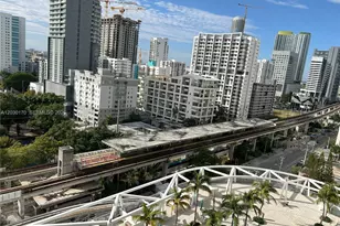 79 SW 12th St, Miami, FL 33130 - Photo 20