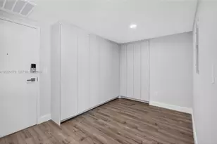 350 S Miami Ave, Miami, FL 33130 - Photo 20