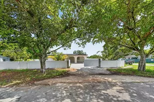 900 Superior St, Opa-Locka, FL 33054 - Photo 36