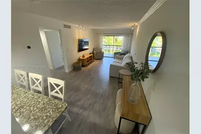 6444 Collins Ave #A6, Miami Beach, FL 33141 - Photo 6
