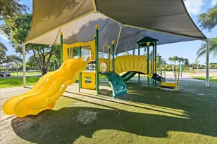 2010 NW 182nd Terrace, Pembroke Pines, FL 33029 - Photo 14