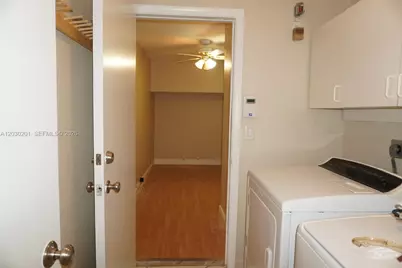 2010 NW 182nd Ter, Pembroke Pines, FL 33029 - Photo 12