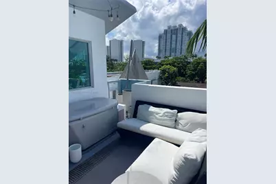 734 Michigan Ave, Miami Beach, FL 33139 - Photo 14