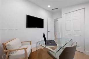 451 NE 73rd St, Miami, FL 33138 - Photo 22