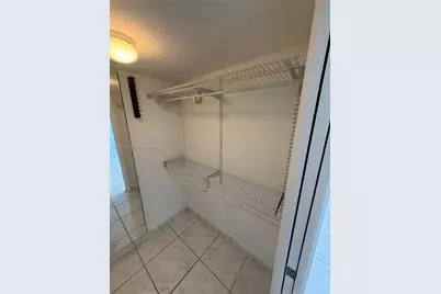 8625 NW 8th St #420, Miami, FL 33126 - Photo 18