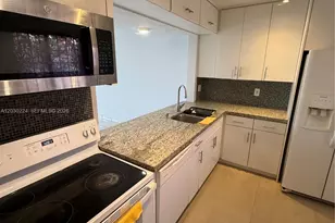 8625 NW 8th St, Miami, FL 33126 - Photo 4