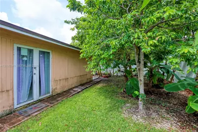 15825 SW 305th Ter, Homestead, FL 33033 - Photo 16