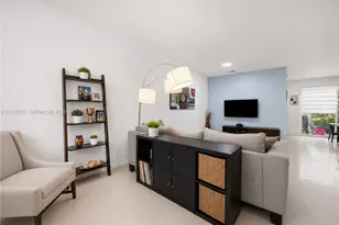 10918 NW 78th Terrace, Doral, FL 33178 - Photo 4