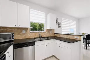 10918 NW 78th Terrace, Doral, FL 33178 - Photo 8