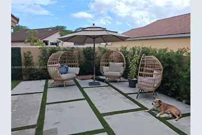 [Address not provided], Hialeah, FL 33015 - Photo 4
