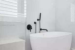 17425 Varona Pl, Lutz, FL 33548 - Photo 58
