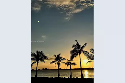 8320 Crespi Blvd #11, Miami Beach, FL 33141 - Photo 8