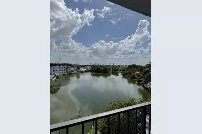 7105 W 13th Ave #403, Hialeah, FL 33014 - Photo 8
