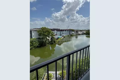 7105 W 13th Ave #403, Hialeah, FL 33014 - Photo 10