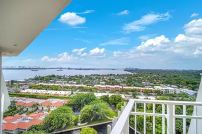1000 Quayside Ter #TS-10, Miami, FL 33138 - Photo 18
