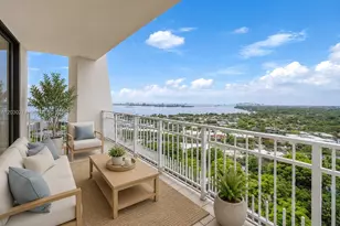 1000 Quayside Terrace, Miami, FL 33138 - Photo 2