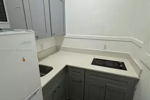 1552 SW 2nd St, Miami, FL 33135 - Photo 2